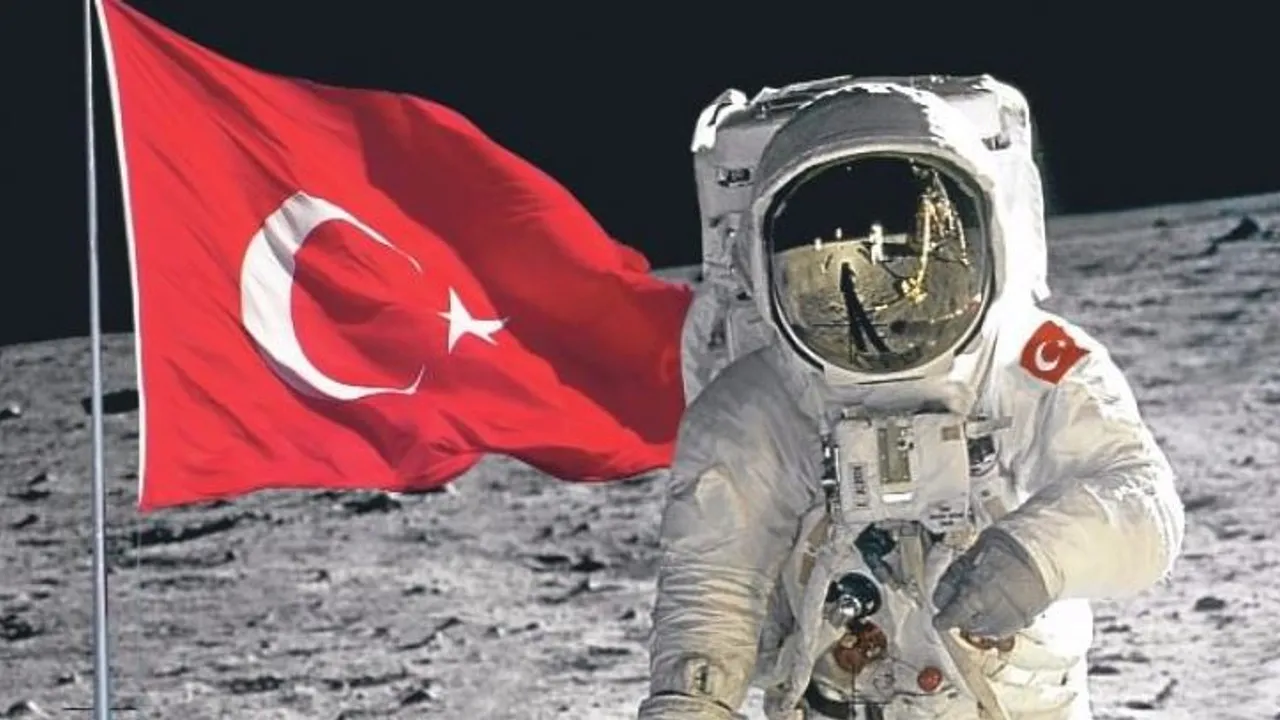 İlk Türk astronotu uzayda