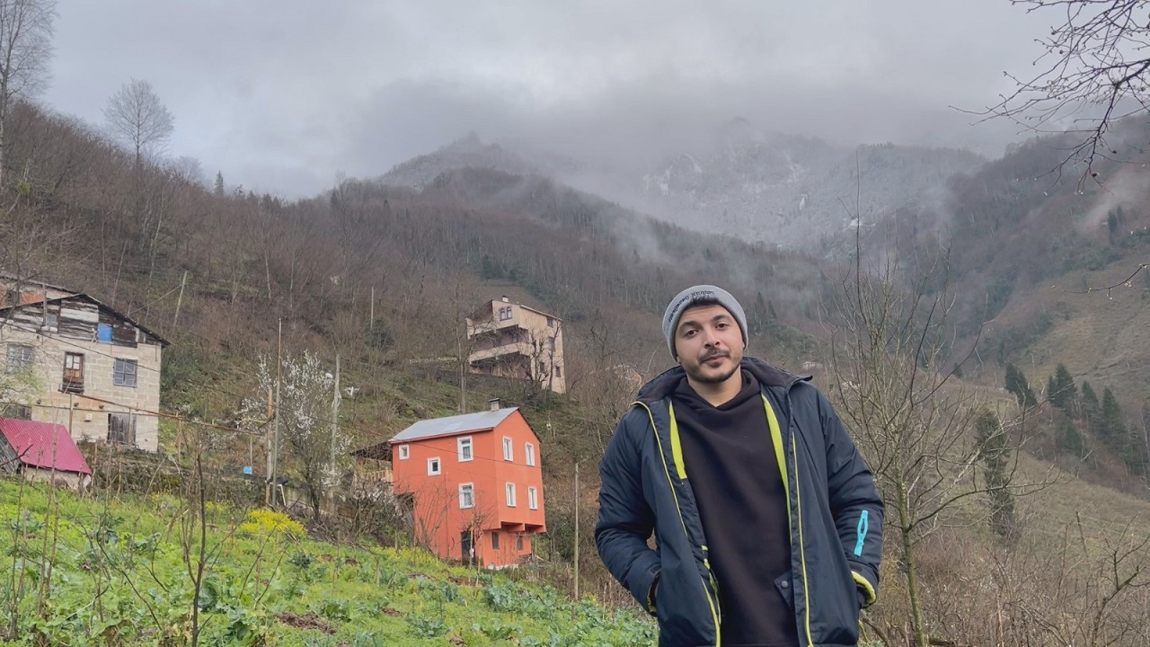 Giresun’da Teknolojik Çoban İneklerini Dronla Güdüyor