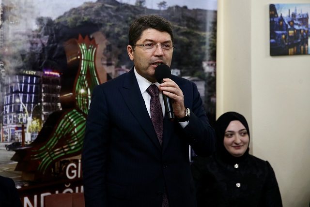 Adalet Bakanı Tunç, Giresun'da Gençlerle Buluştu