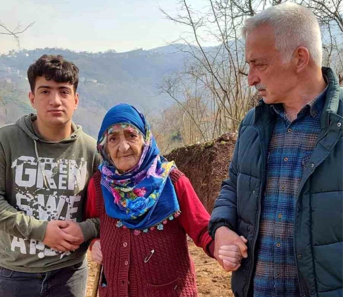 İshaklı Köyü’nde yaşayan Hanife Nine’nin 40 yıllık yol hayali gerçek oldu