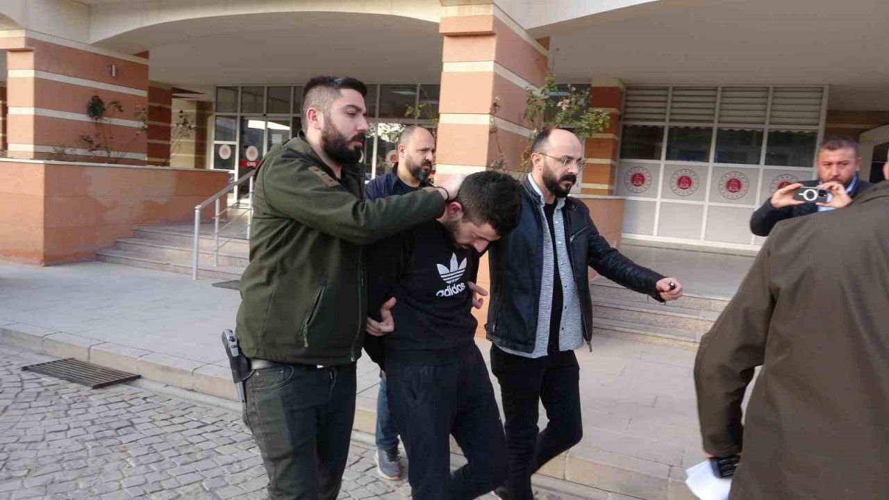 Uyuşturucu parası tartışması kanlı bitti: Komşusunu öldüren şahıs tutuklandı