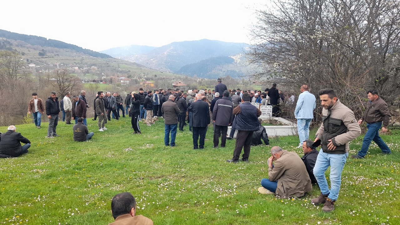 Sinop’ta Trajik Kaza 3 Çocuk Annesi Hayatını Kaybetti