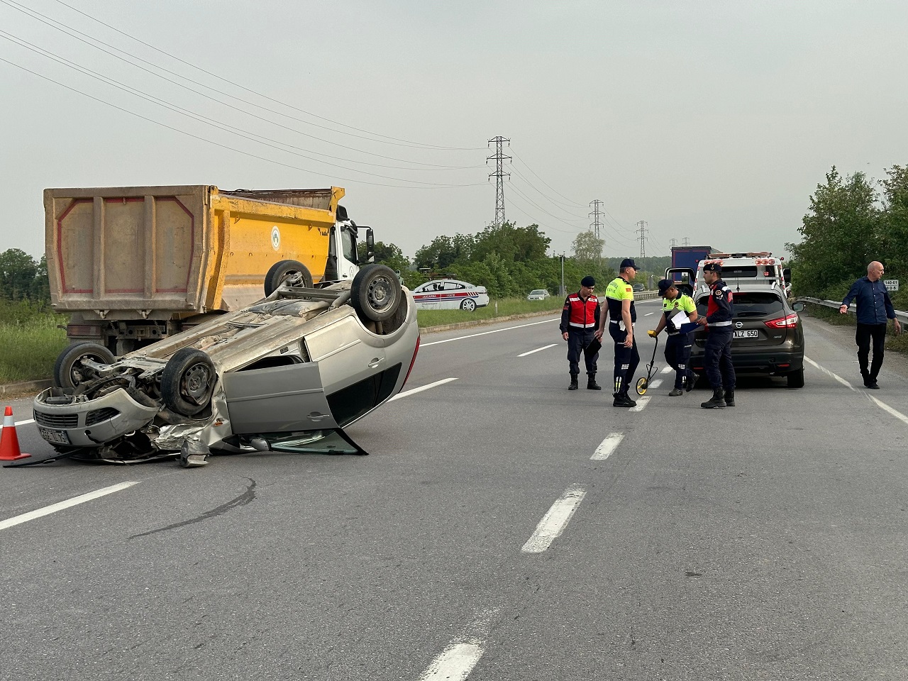 Sakarya’da Ciple Çarpışan Otomobil Takla Attı: 1 Yaralı