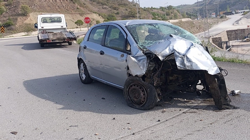 Amasya-Giresun Yolunda Trafik Kazası: 1 Ölü 1 Yaralı!