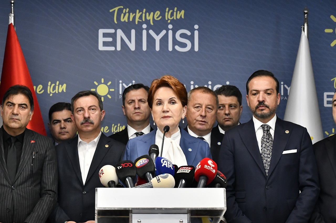 İYİ Parti Olağanüstü Seçimli Kurultaya Gidiyor