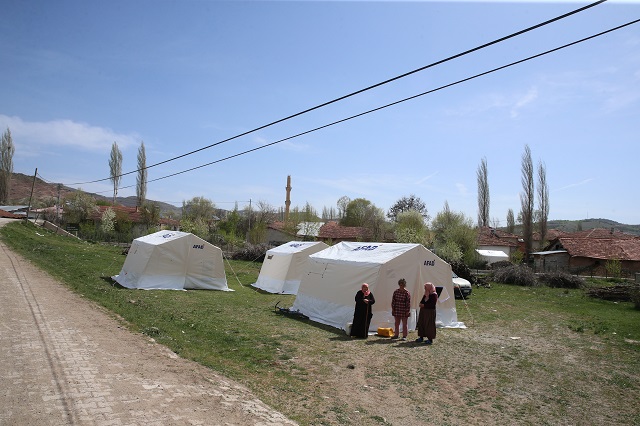 Deprem Çadırları