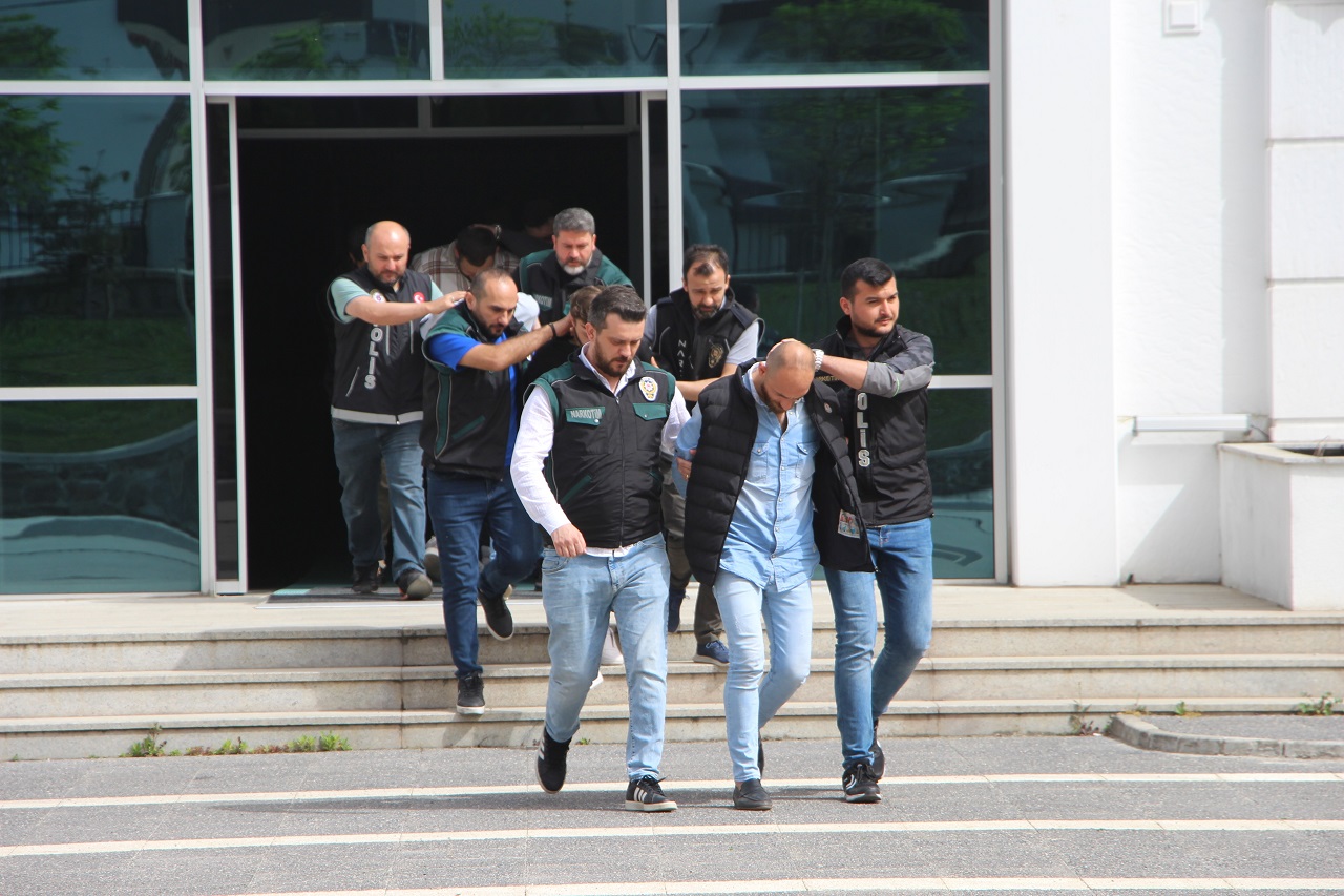 Trabzon’da Uyuşturucu Tacirlerine Operasyon: 6 Şüpheli Yakalandı