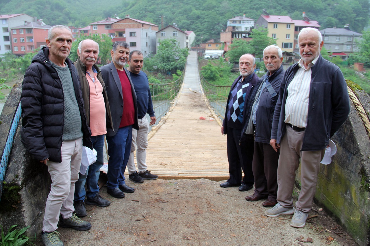 Harşit Çayı Üzerindeki Ahşap Köprü Onarılıyor