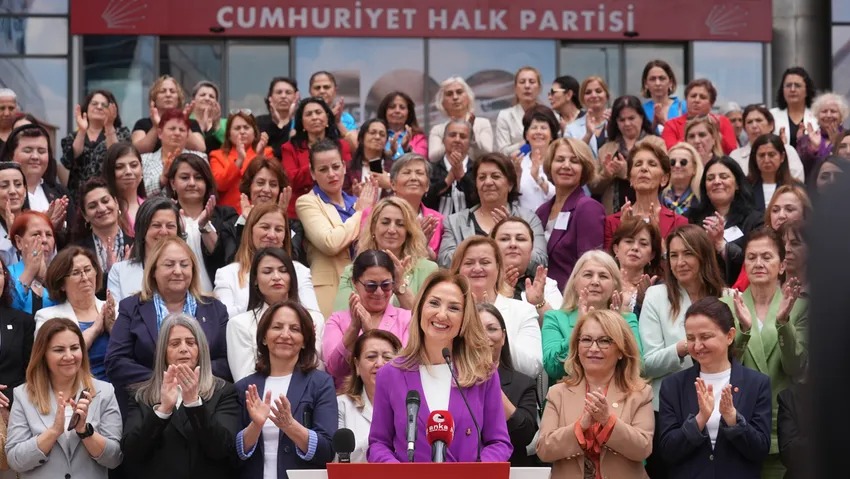 Aylin Nazlıaka, CHP Kadın Kolları Başkanlığı’na Yeniden Aday