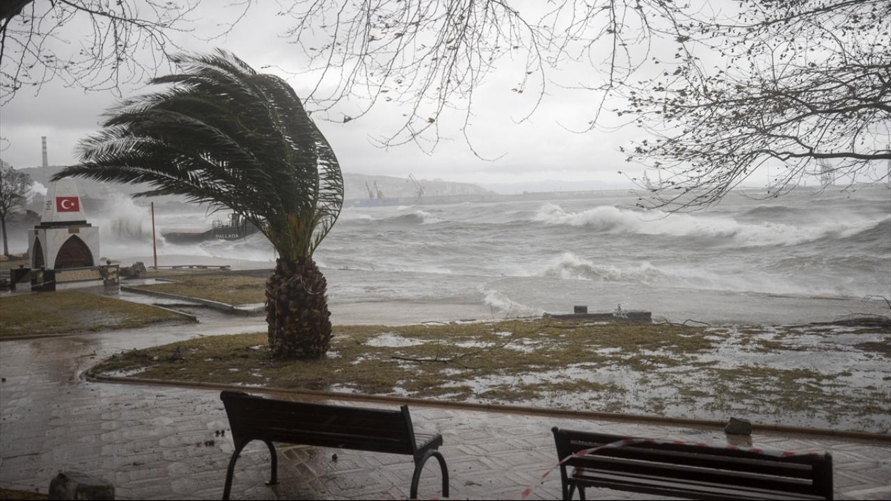 Meteorolojiden 29 İl için “Sarı” Alarm! Sağanak ve Fırtına Bekleniyor!