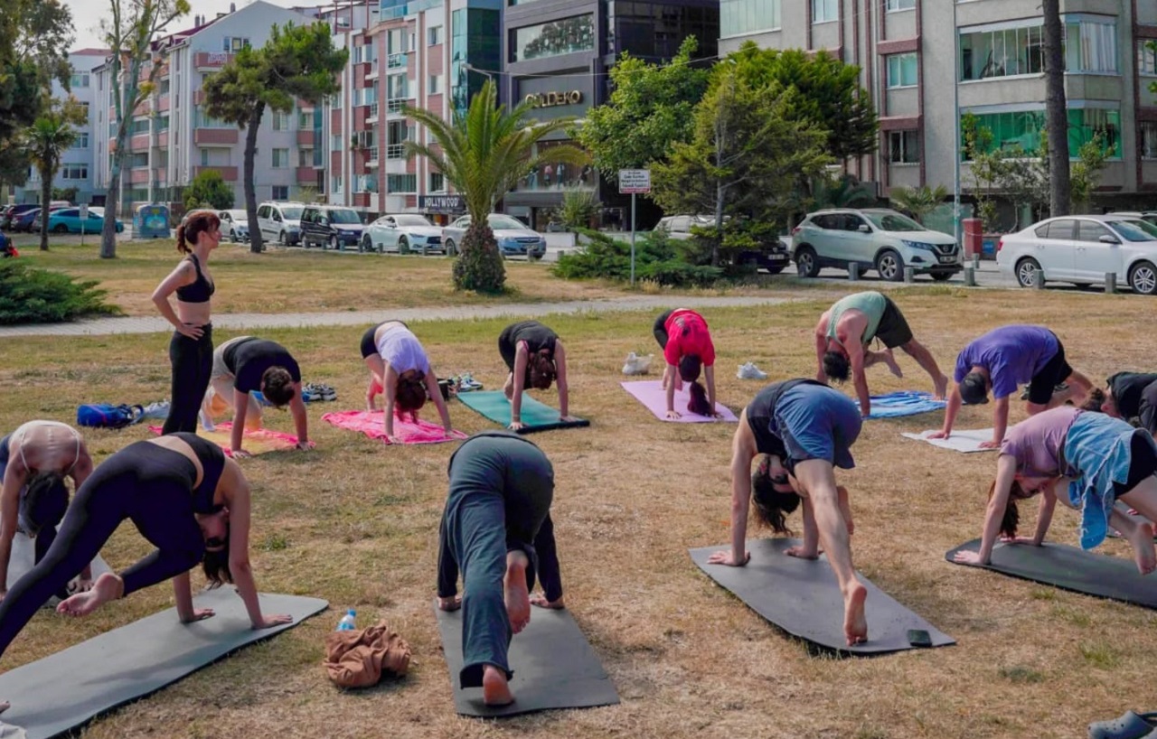 Atakum Sahilinde Yoga Etkinliği