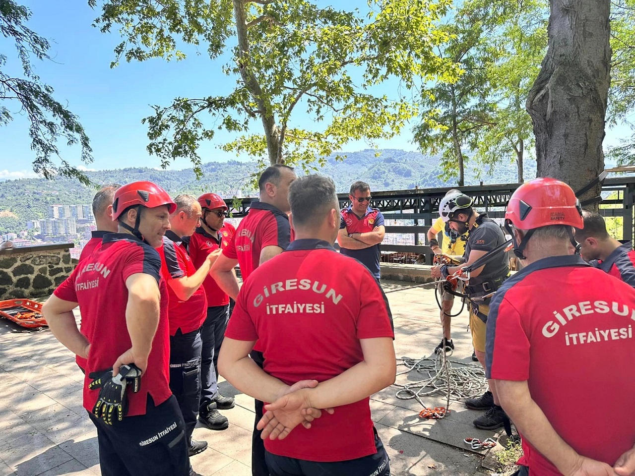 Giresun İtfaiye Personeli Yeni Eğitimlerle Güçleniyor