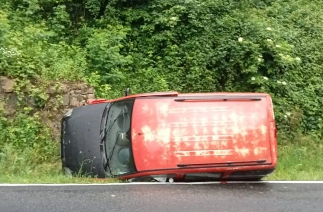 Giresun Bulancak’ta Otomobil Devrildi: 2 Yaralı