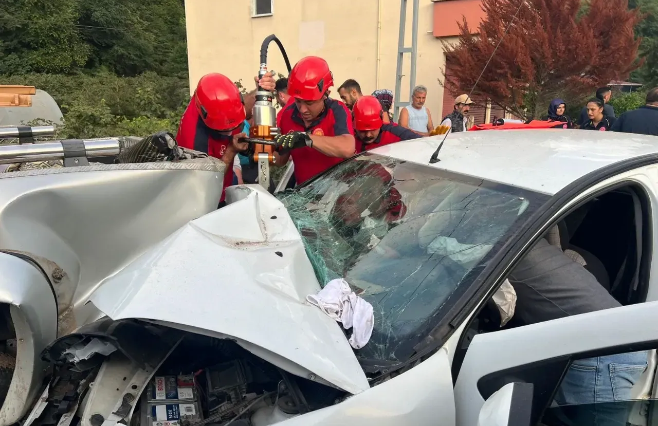 Giresun’da Korkunç Kaza: 5 Yaralı 1’i Ağır