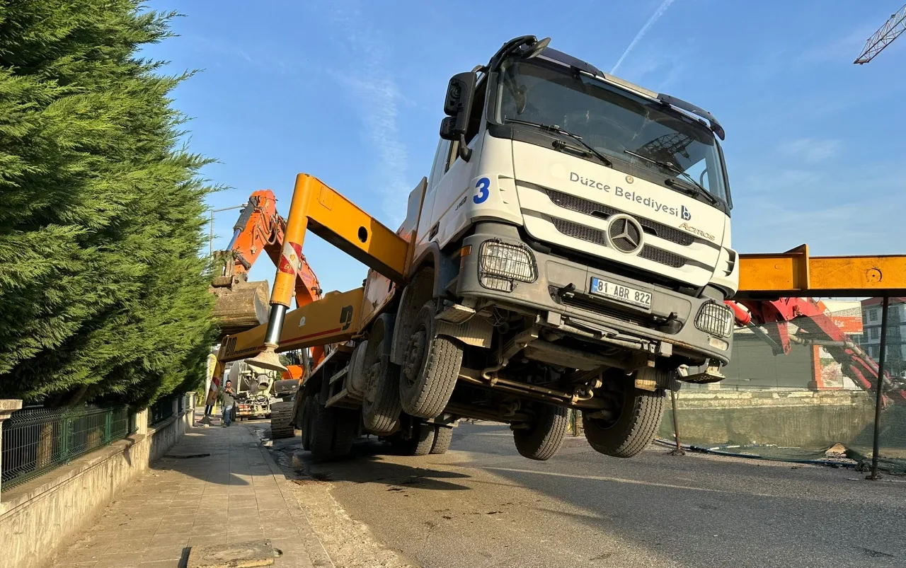 Düzce’de Beton Pompası Kazasında Bir İşçi Hayatını Kaybetti