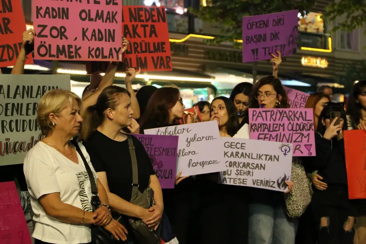 Giresun Kadın Platformu’ndan Kadına Yönelik Şiddet Protestosu