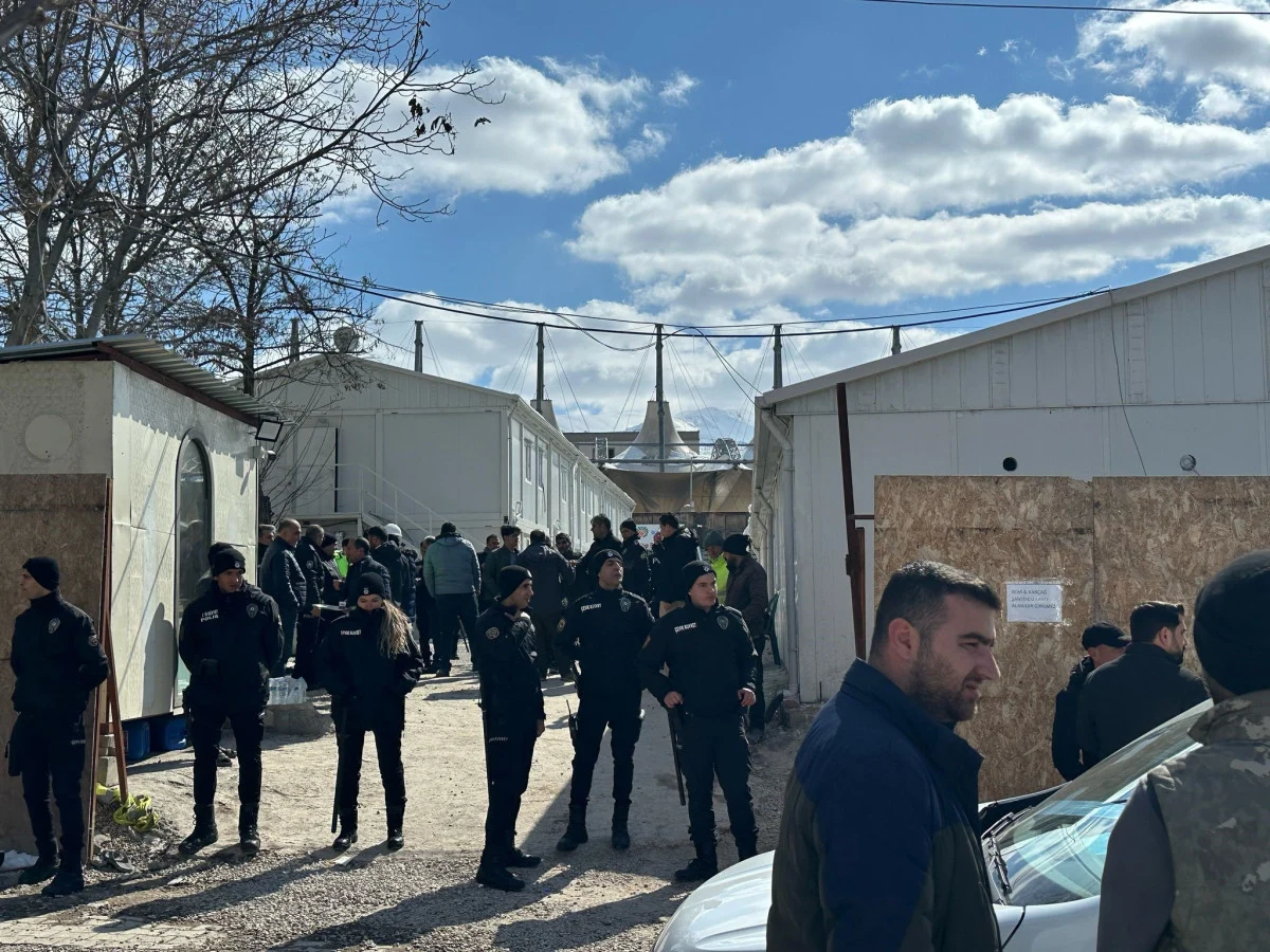 Malatya’da Şantiyede ‘Horlama’ Tartışması Kavgaya Dönüştü: 15 Yaralı