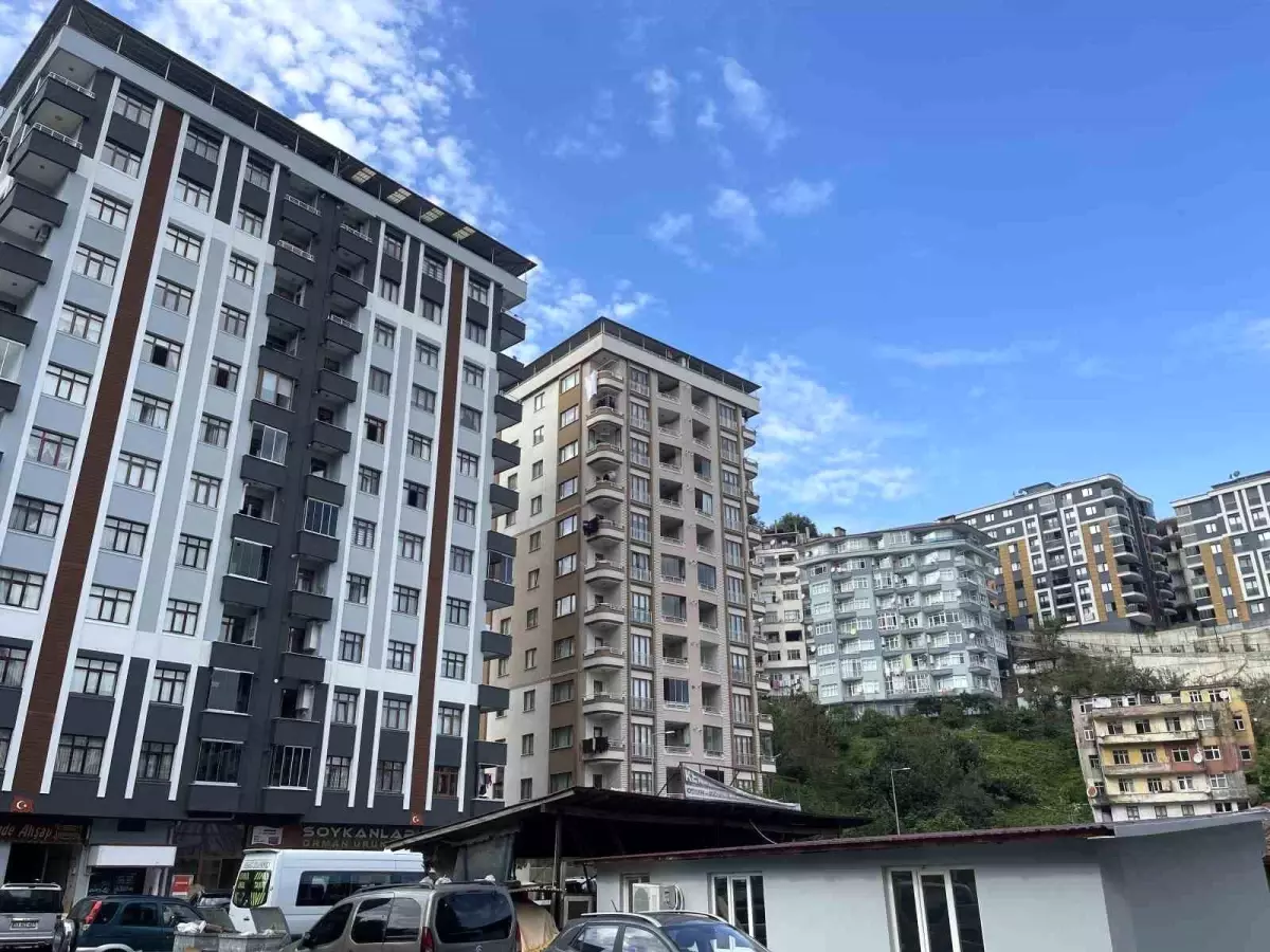 Doğu Karadeniz’de Konut Satışlarında Dalgalanma: 3 İlde Azalış, 2 İlde Artış