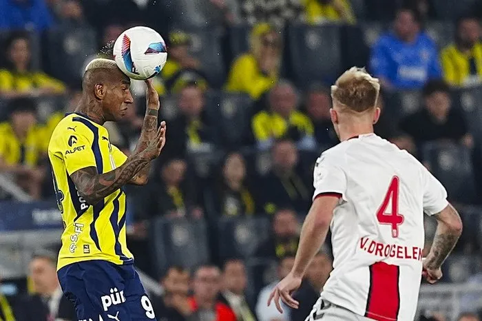 Fenerbahçe – Samsunspor Maçı 0-0 Sonuçlandı! Sahada Gergin Anlar Yaşandı