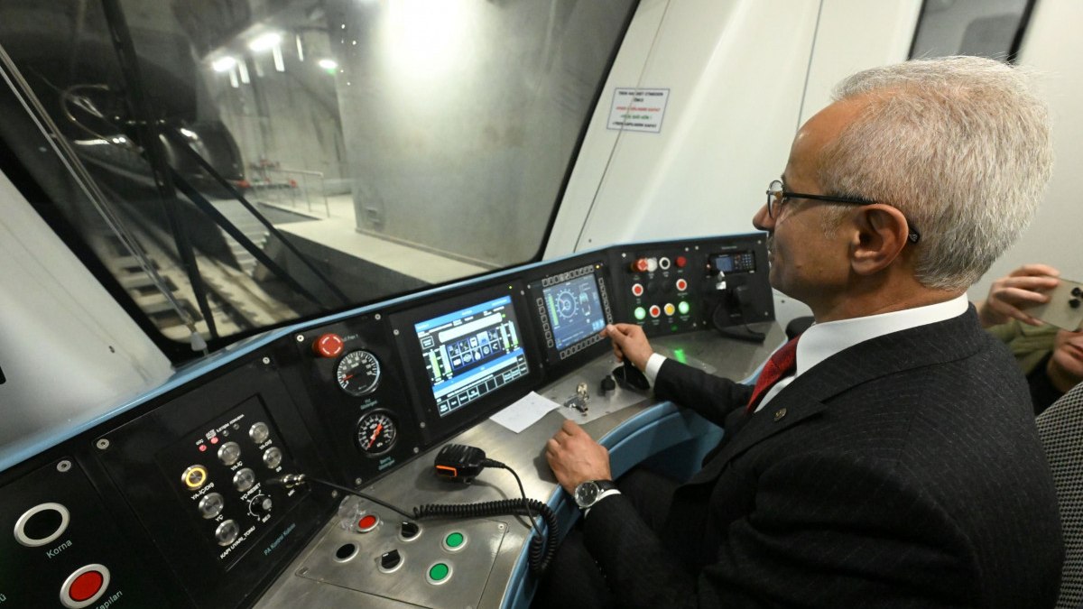 Abdulkadir Uraloğlu: İstanbul Havalimanı – Arnavutköy metro hattı 4,2 milyon yolcu taşıdı