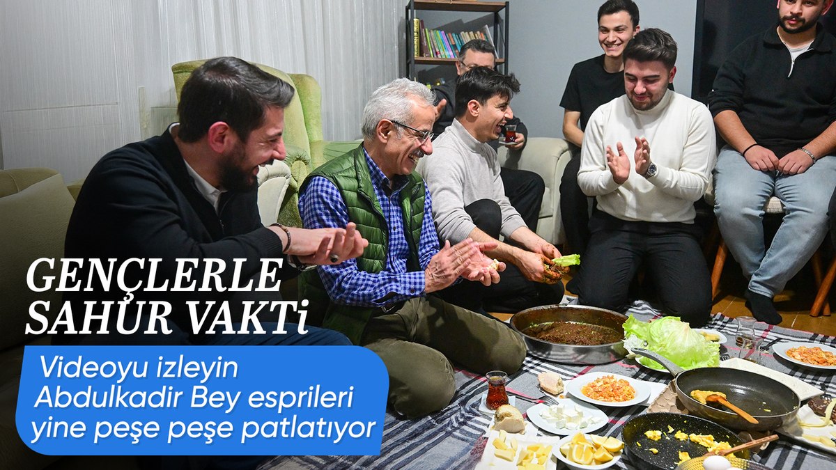 Abdulkadir Uraloğlu, Trabzon’da öğrencilere sahur misafiri oldu