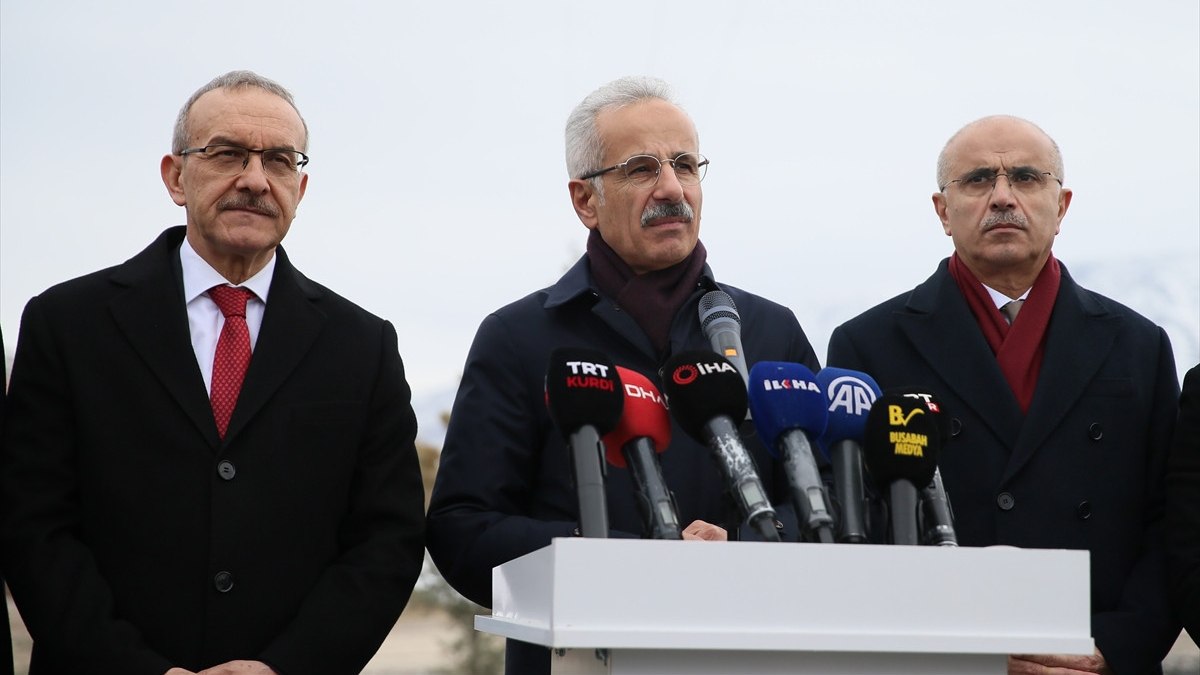 Abdulkadir Uraloğlu, Ümraniye’deki metro projesi hakkındaki iddialara yanıt verdi