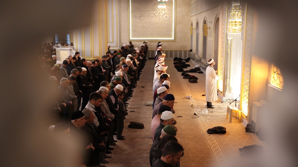 Alo 190 fetva hattında Ramazan mesaisi: İşte en sık sorulan sorular