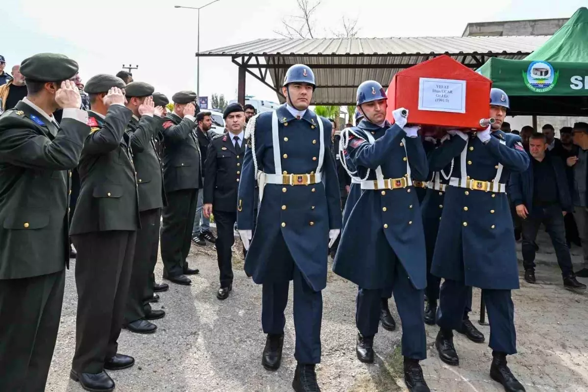Antalya’da Terör Gazisi Gazi İlhan Uçar Askere Törenle Defnedildi