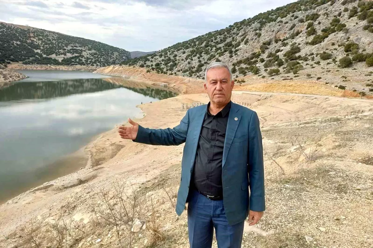 Ardıl Barajı’nda Su Seviyesi Düşüyor
