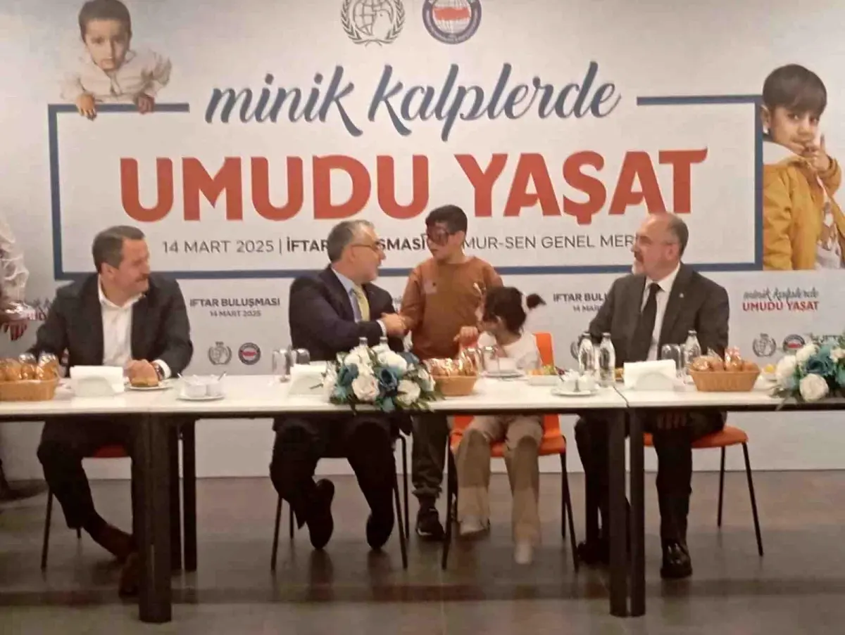 Bakan Işıkhan’dan Yetim Çocuklara Destek