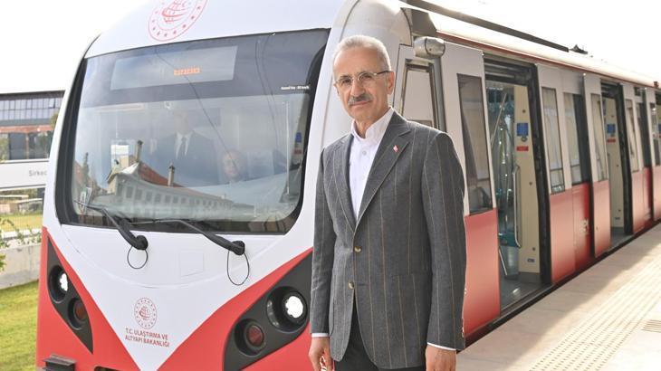 Bakan Uraloğlu açıkladı! Demir yolu hatlarında yapay zeka dönemi