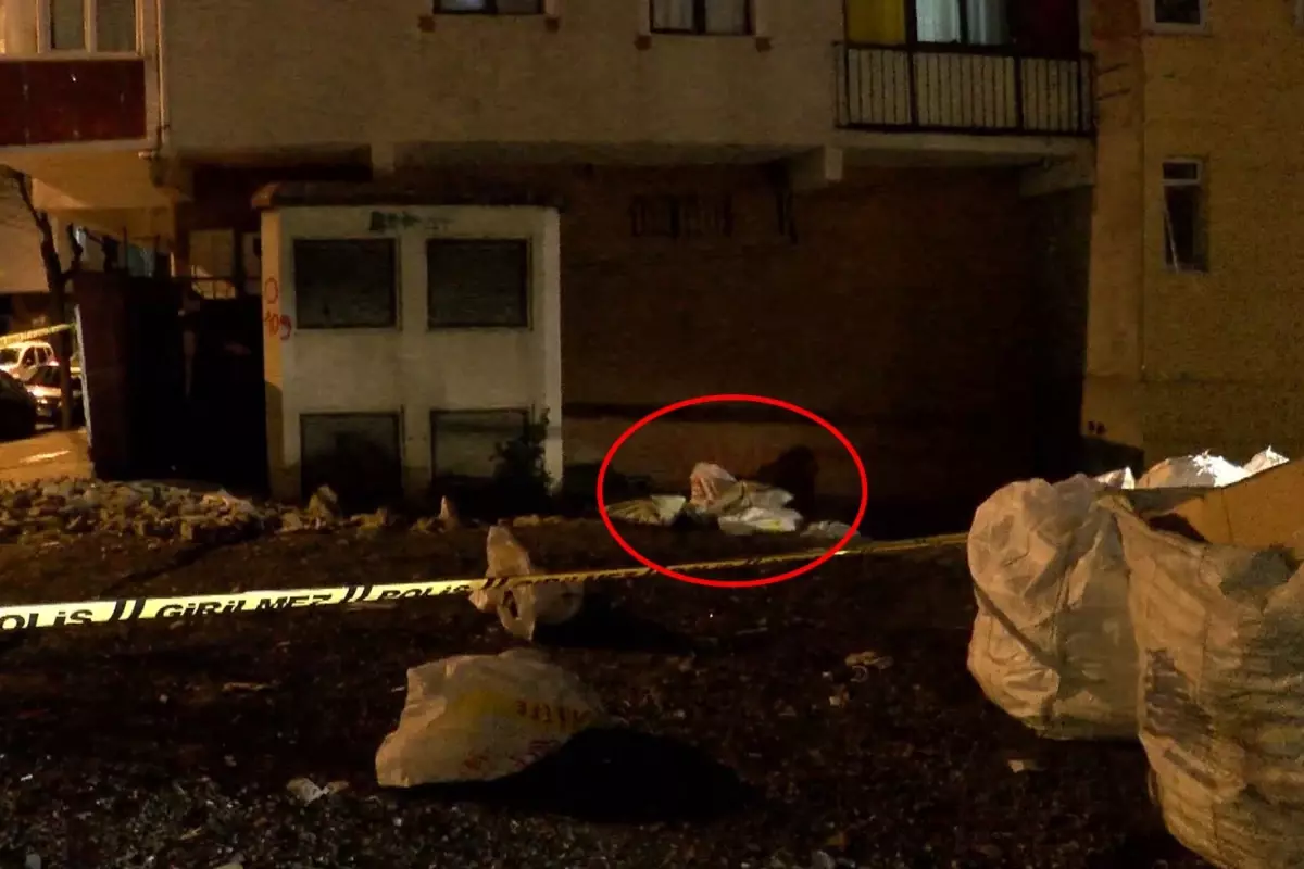 İstanbul Güngören’de Boş Arsada Cenin Bulundu: Anne ve Baba Gözaltına Alındı