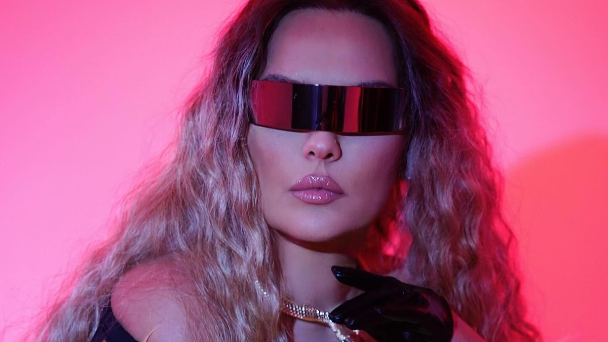 Demet Akalın acı haberi sosyal medyasından paylaştı! Teyzesini kaybetti