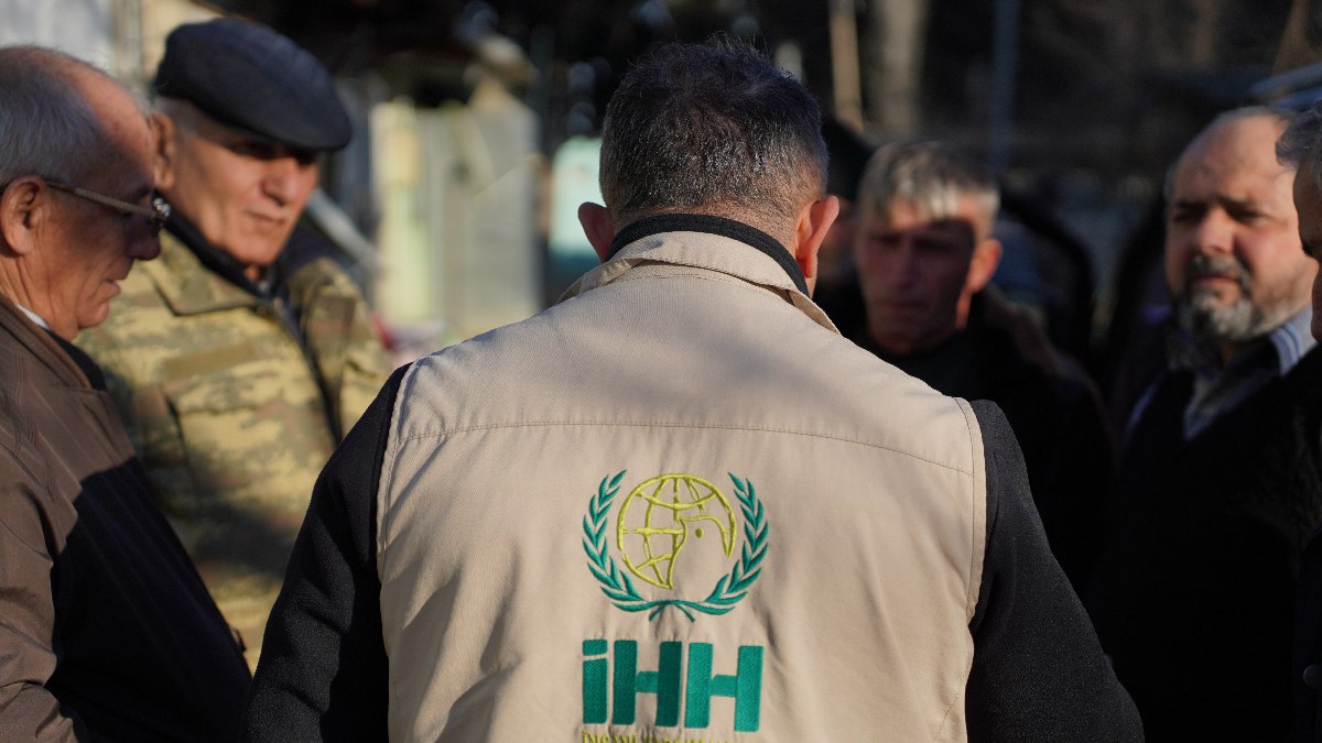 İHH’dan kardeş Azerbaycan’a yardım: Ramazan kumanyası dağıtıldı