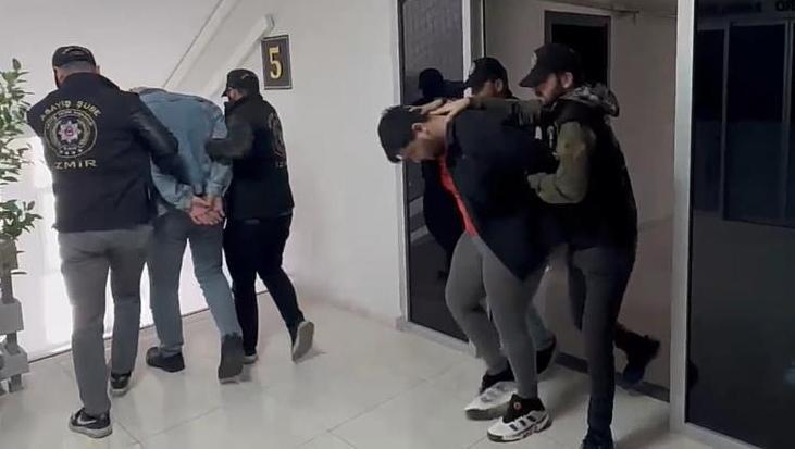 İmamoğlu’na diploma soruşturmasında tehdit iddiası! İzmir’de operasyon: 2 şüpheli tutuklandı