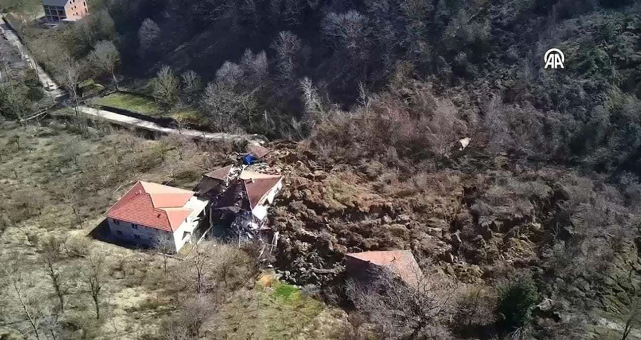 Karadeniz’de karların erimesiyle heyelan riski artıyor