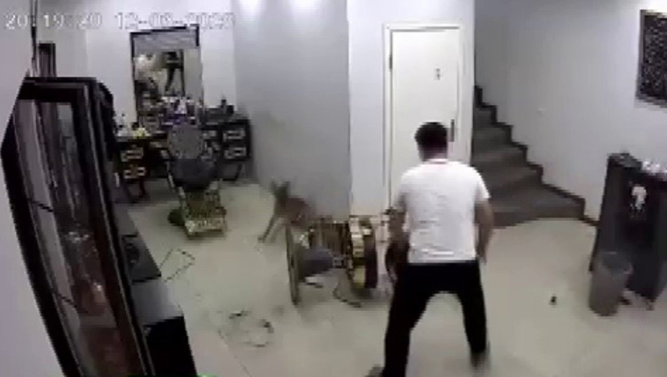 Kuaförde Korku Dolu Anlar