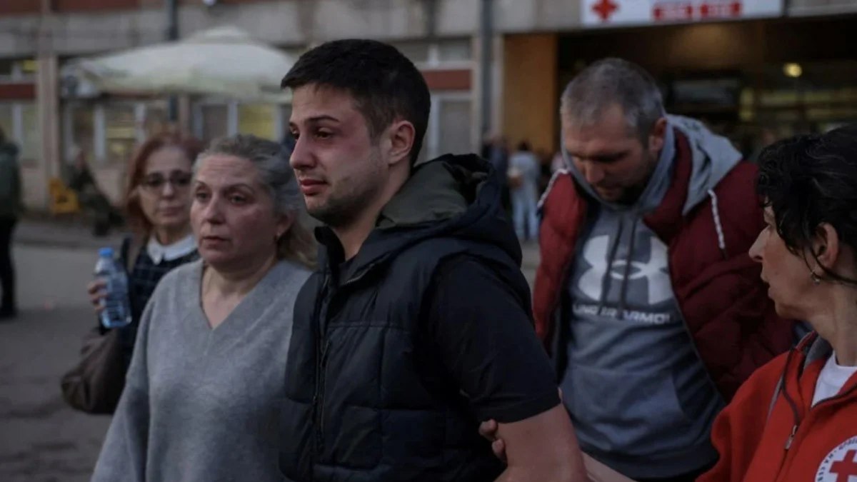 Kuzey Makedonya’da yangında yaralanan 3 kişi Türkiye’ye getiriliyor