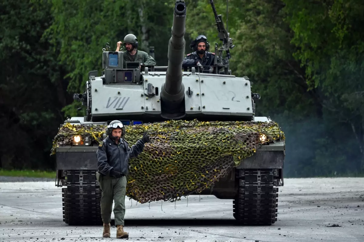 Macaristan’dan Bosnalı Sırp Lider Dodik’e Destek: Bölgedeki Gerilim Tırmanıyor