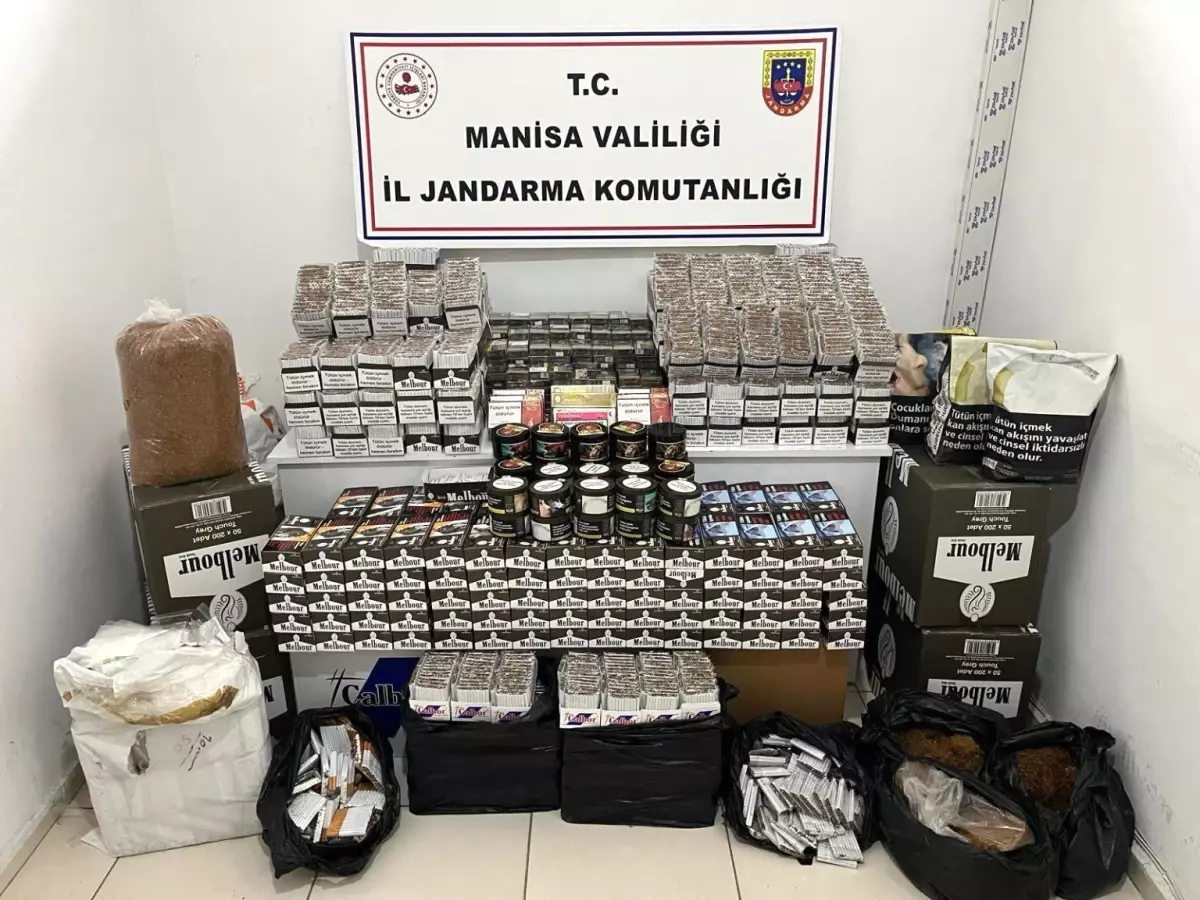 Manisa’da Eş Zamanlı Operasyonda Kaçak Tütün ve Makaron Ele Geçirildi: 3 Gözaltı