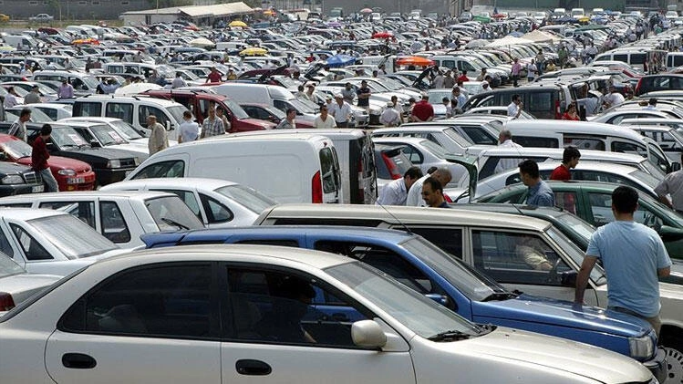 Otomobil pazarı ocak-şubat döneminde daraldı