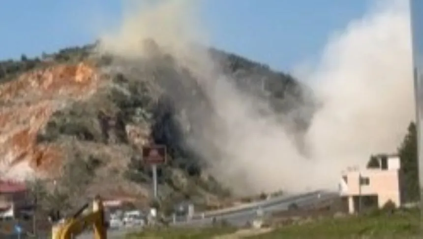 D-400 Karayolu’nda Dinamitli Patlatma Yoluyla Yapılan Çalışmalar Vatandaşları Endişelendirdi