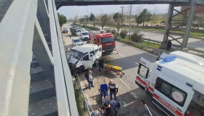 Samsun’da Minibüs Kazası: 7 Yaralı
