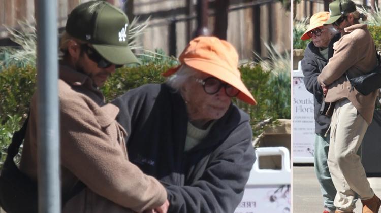 Şöhreti de serveti de derdine derman değil… Yanında ona ‘annem’ diye sarılacak bir evladı bile yok… Artık ona ‘yedi kat eller’ bakıyor