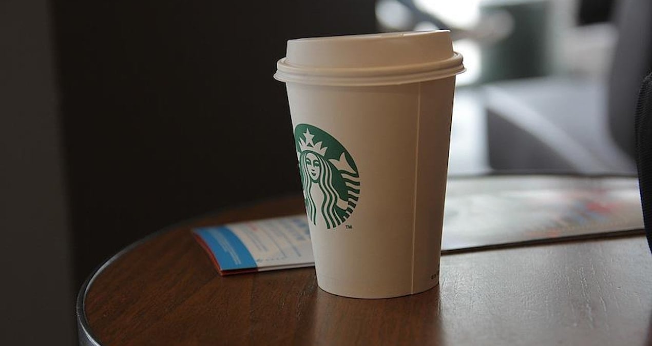 Starbucks’a rekor tazminat şoku! Sıcak kahve dökülen milyonlarca dolar ödemek zorunda