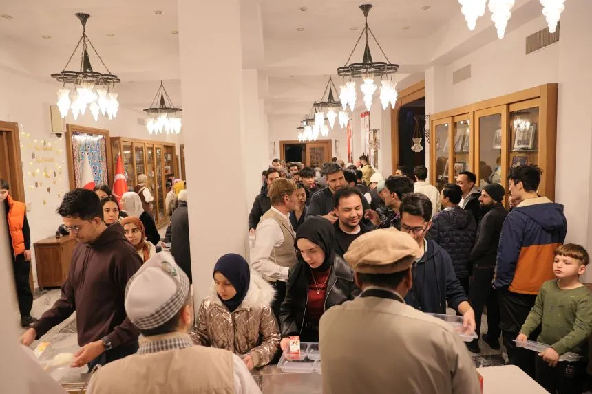 Tokyo Camii ve Diyanet Türk Kültür Merkezi’nde Ramazan Heyecanı