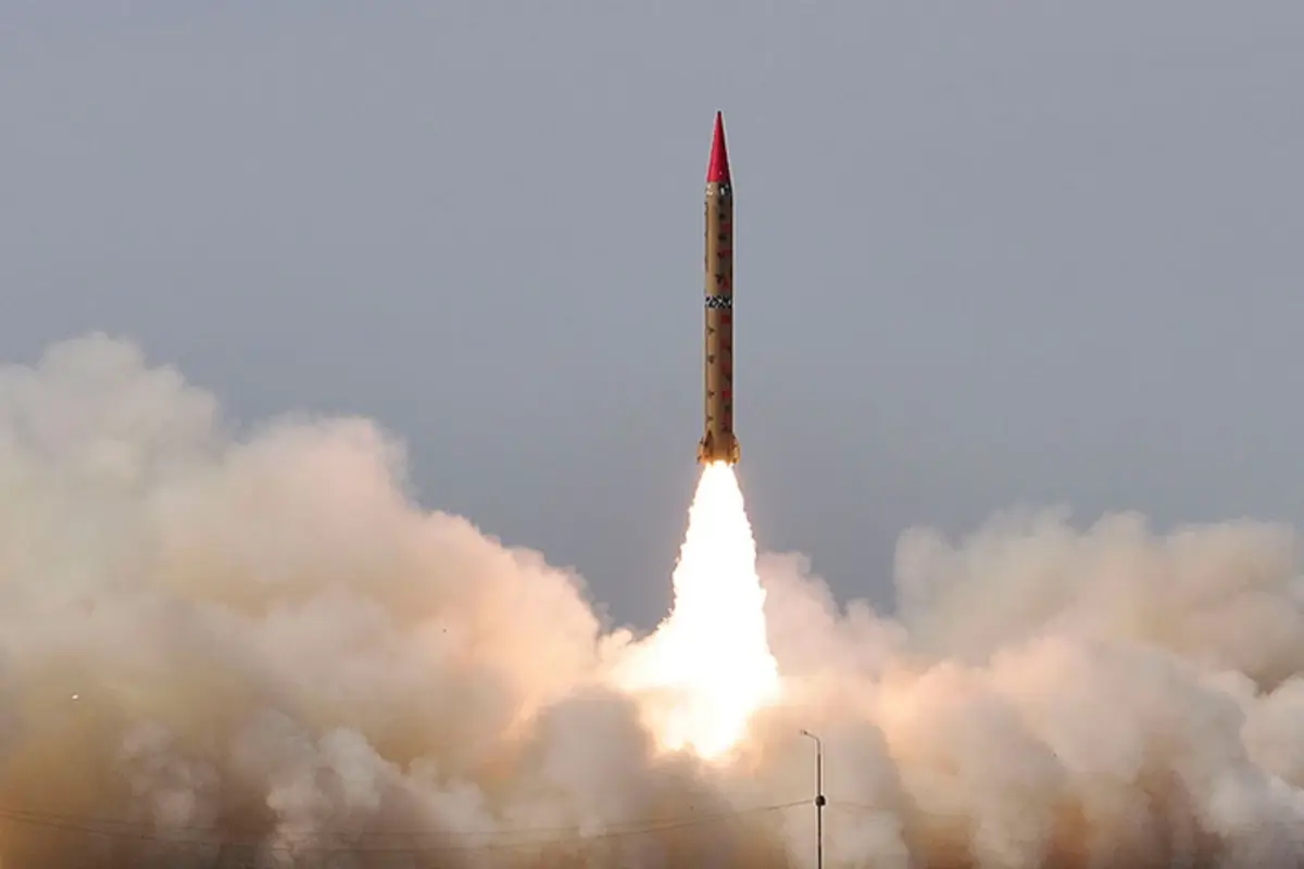 Yemen’deki Husilerden İsrail’e Balistik Füze Saldırısı