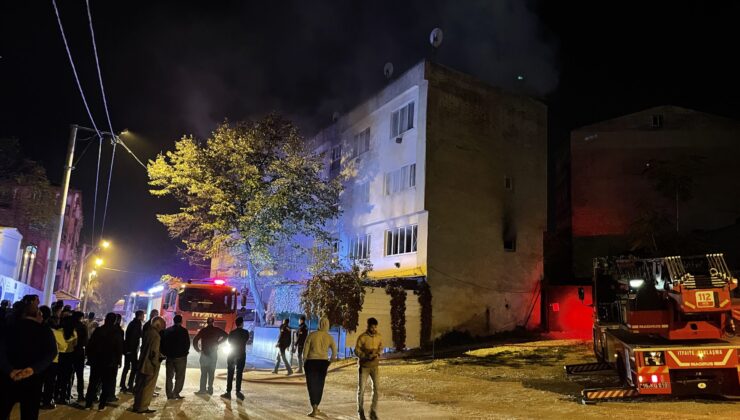 Sinir Krizi Sonrası Ev Yakan Şahıs Gözaltına Alındı