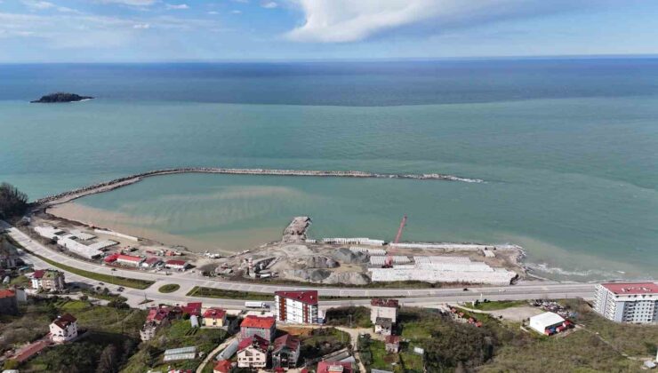 Türkiye’nin En Büyük Balıkçı Barınağı 2027’de Hizmete Giriyor