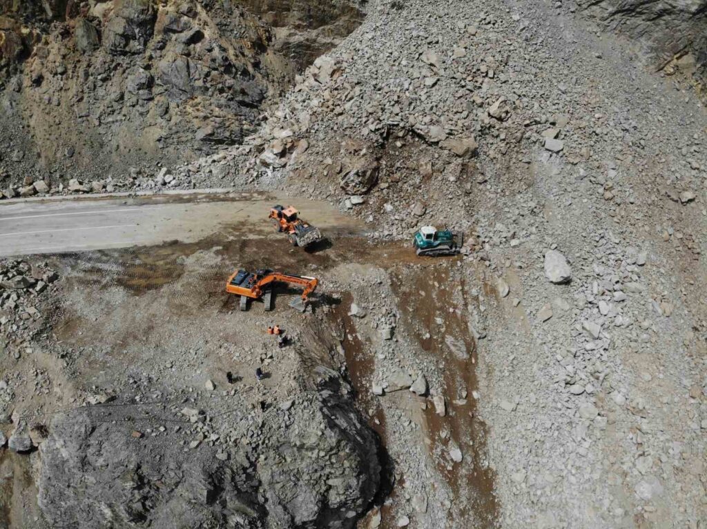 Gümüşhane heyelan